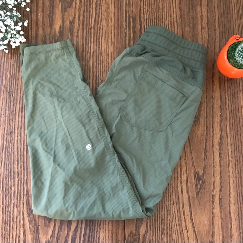 Lululemon Green Pants